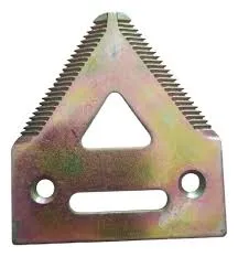 NAVAJA TRIANGULAR PARA SEGADORA JHON DEERE