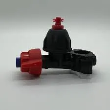 [MJF] CUERPO BOQUILLA ANTI GOTEO CON LLAVE DE PASO Y ABRAZADERA PRESION DE TRABAJO 3 - 4 BAR CONT: 1 PZ
